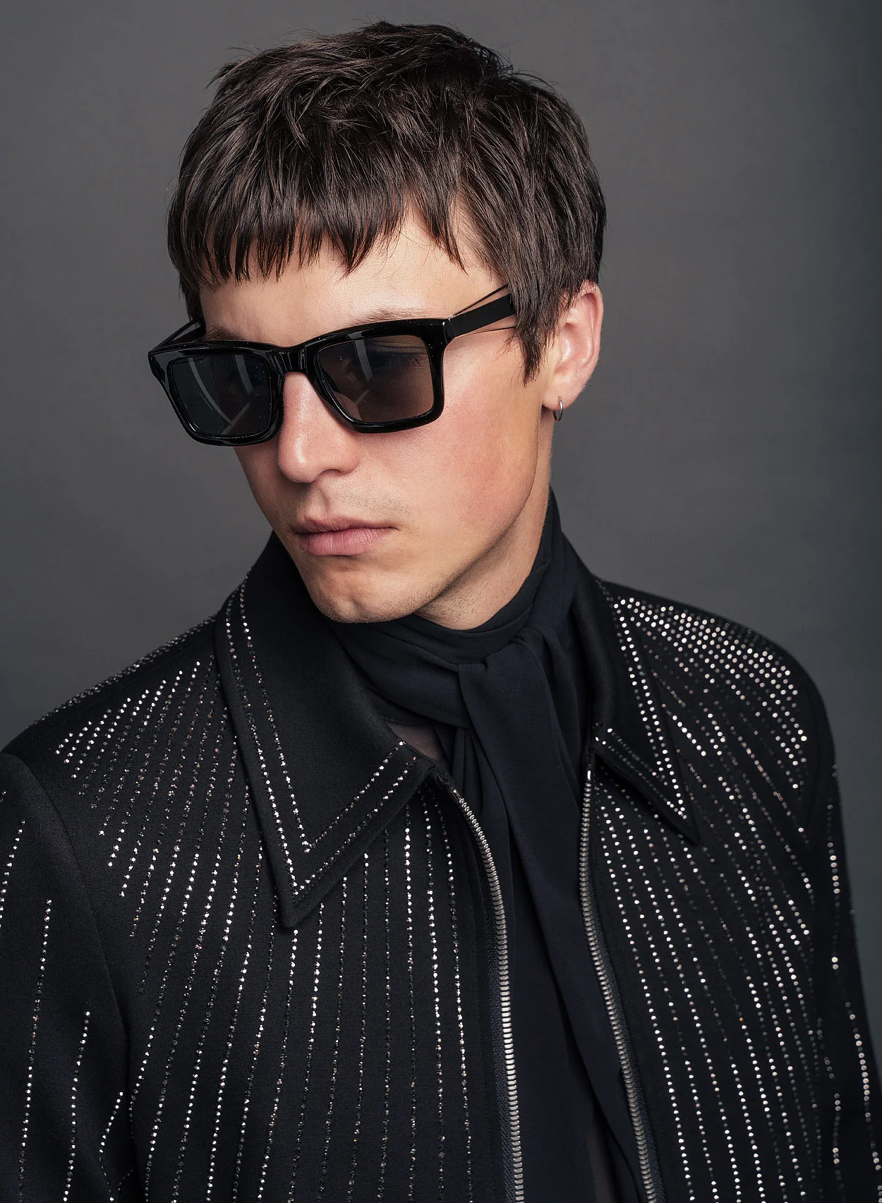 Black Embellished Sequin Jacket - Image 4