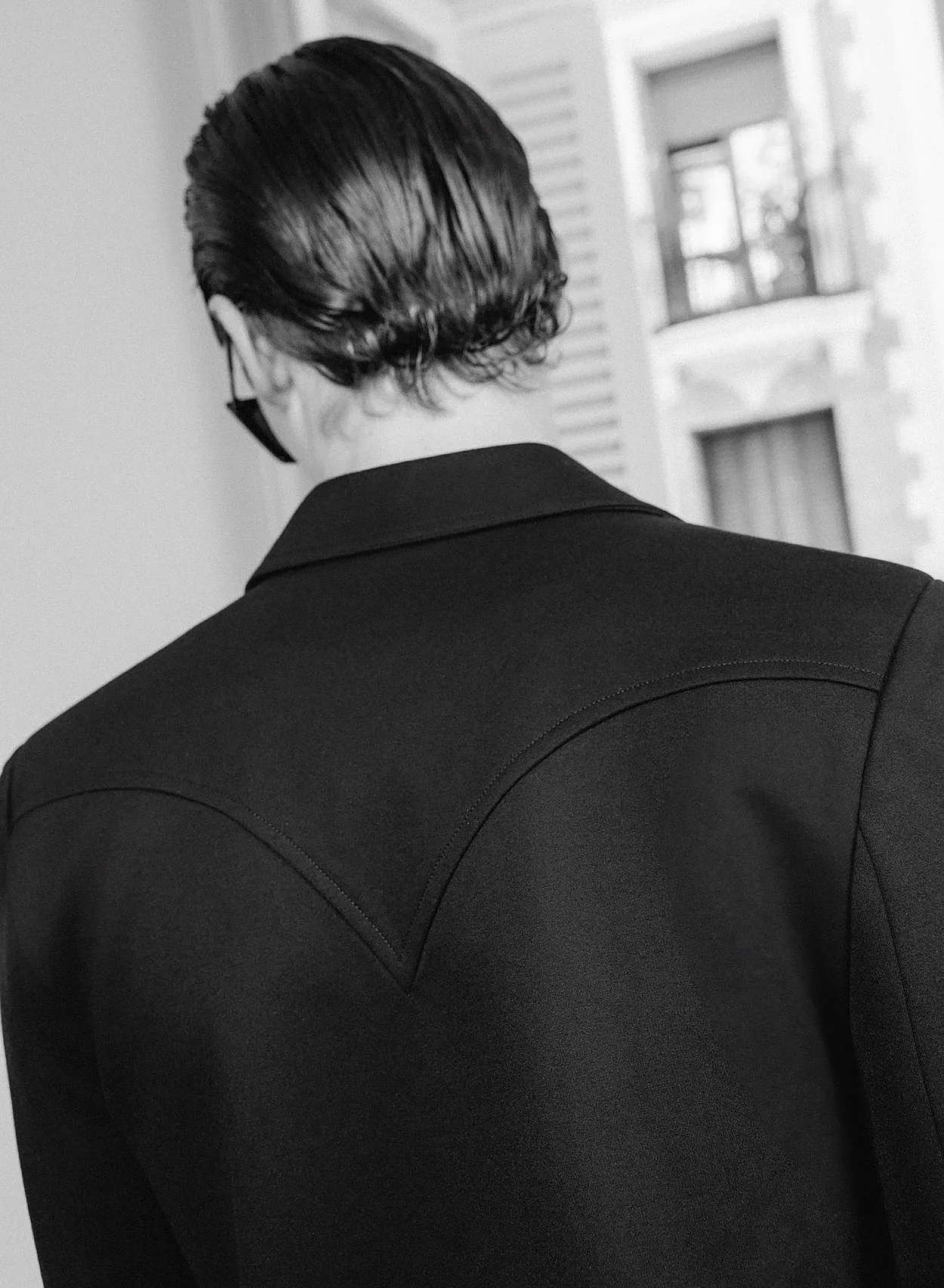 Black Cropped Lace Embroidery Jacket - Image 4