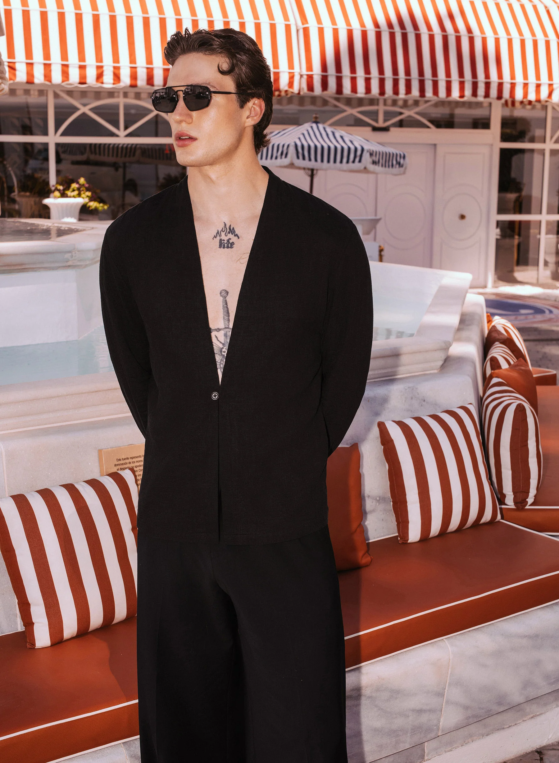 Black Linen Kimono Shirt - Image 2