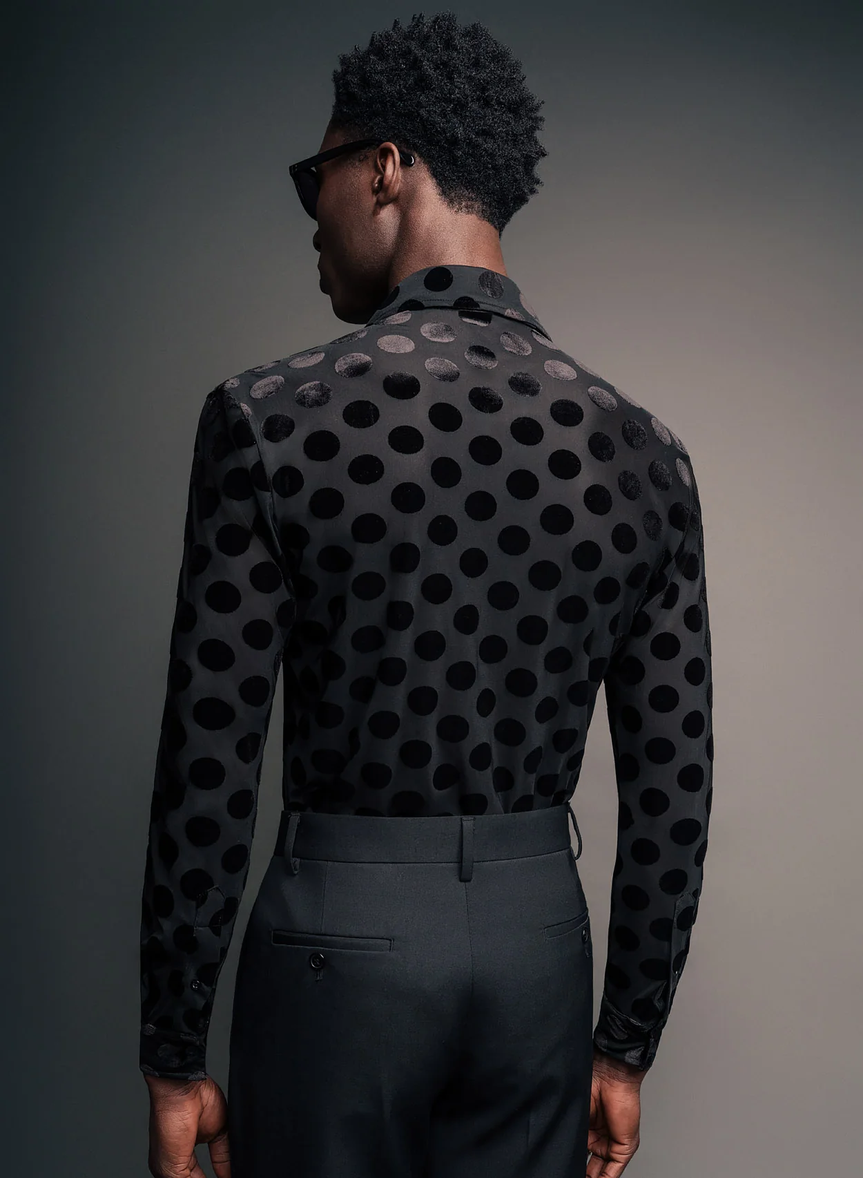 Black Polka Dot Dagger Collar Velvet Shirt - Image 3
