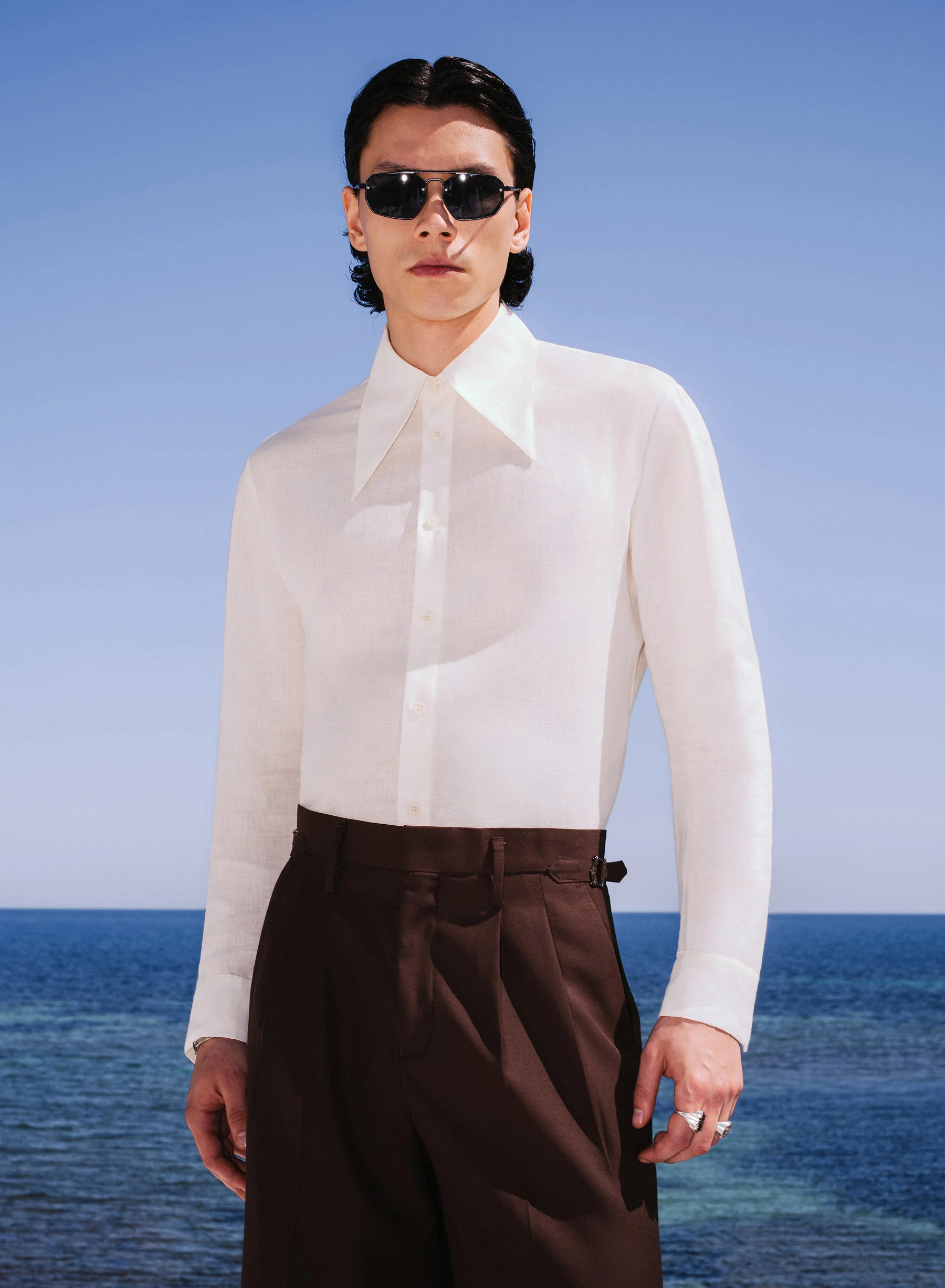 Off-White Pure Linen Dagger Collar Shirt - Image 2