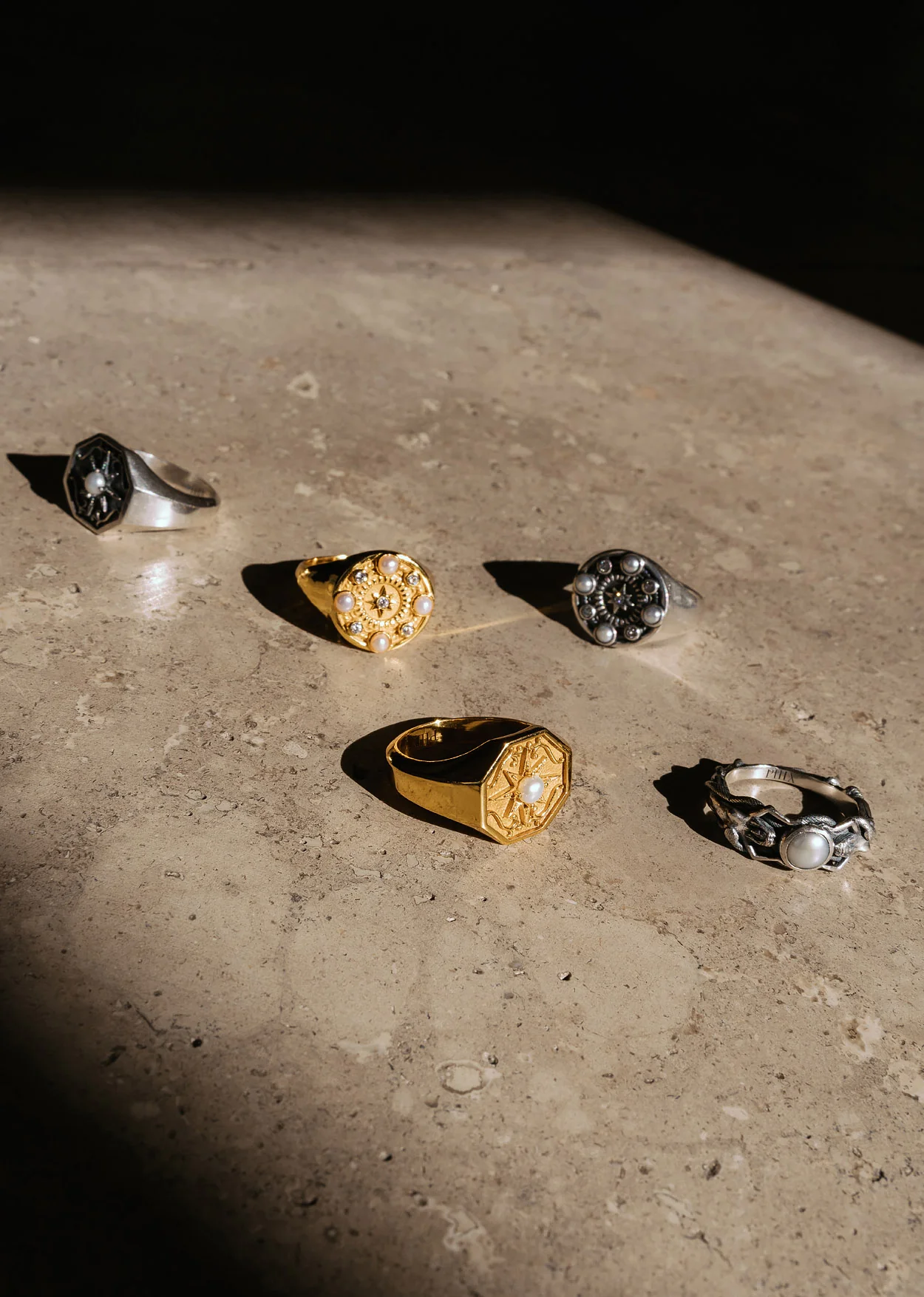 Gold Solis Pearl Ring - Image 4