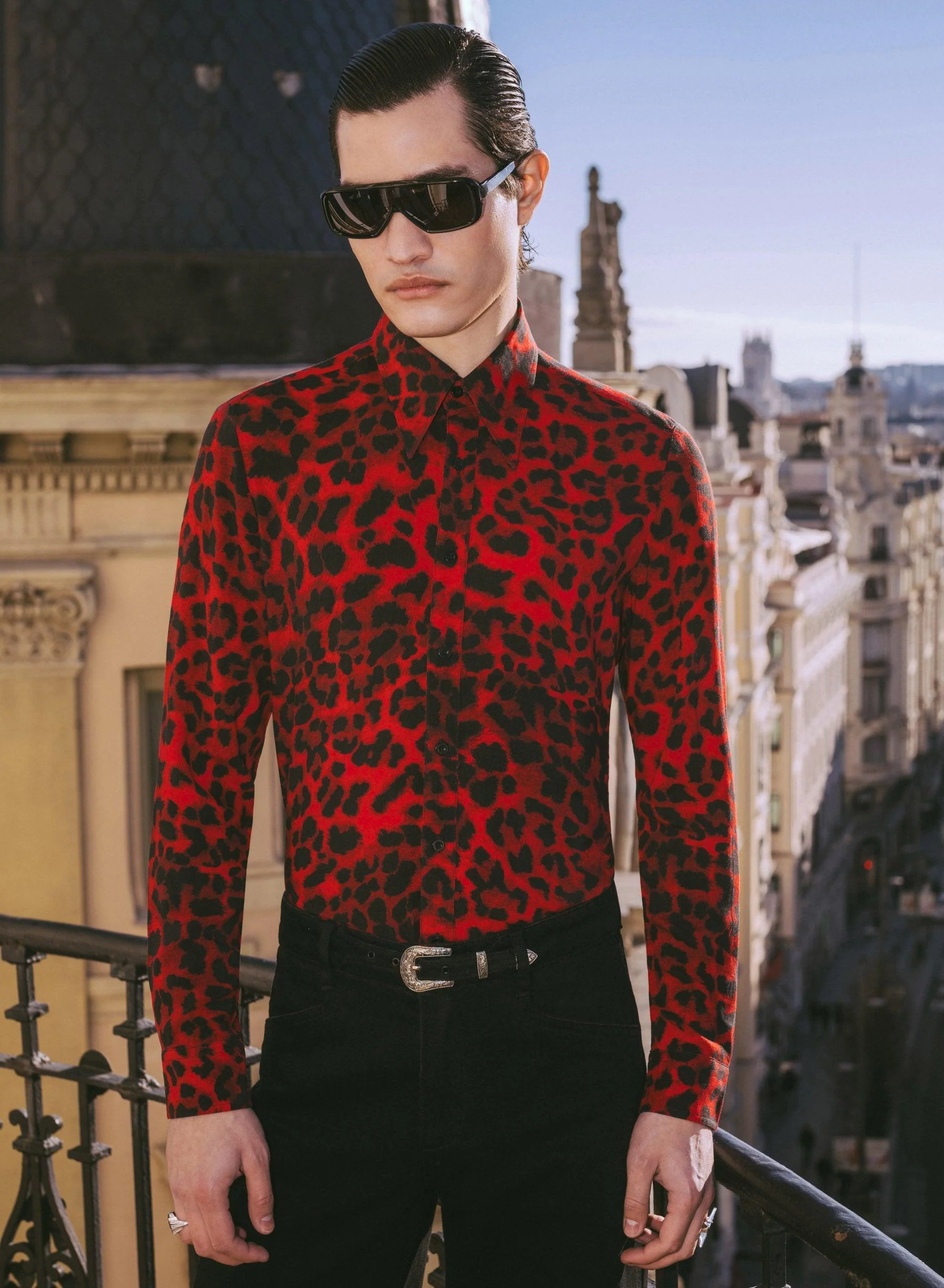 Red Leopard Point Collar Viscose Shirt - Image 2