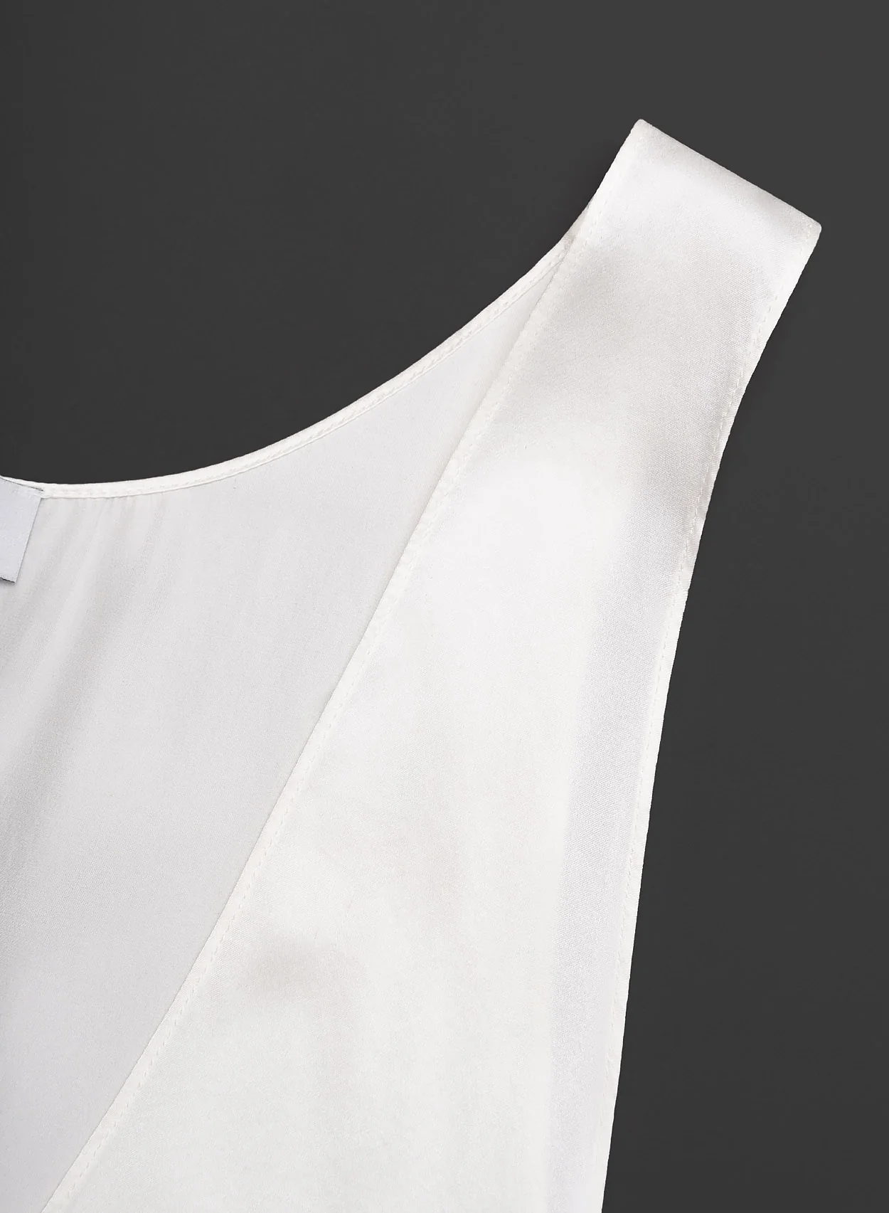 Pearl White Silk Scoop Neck Vest - Image 5