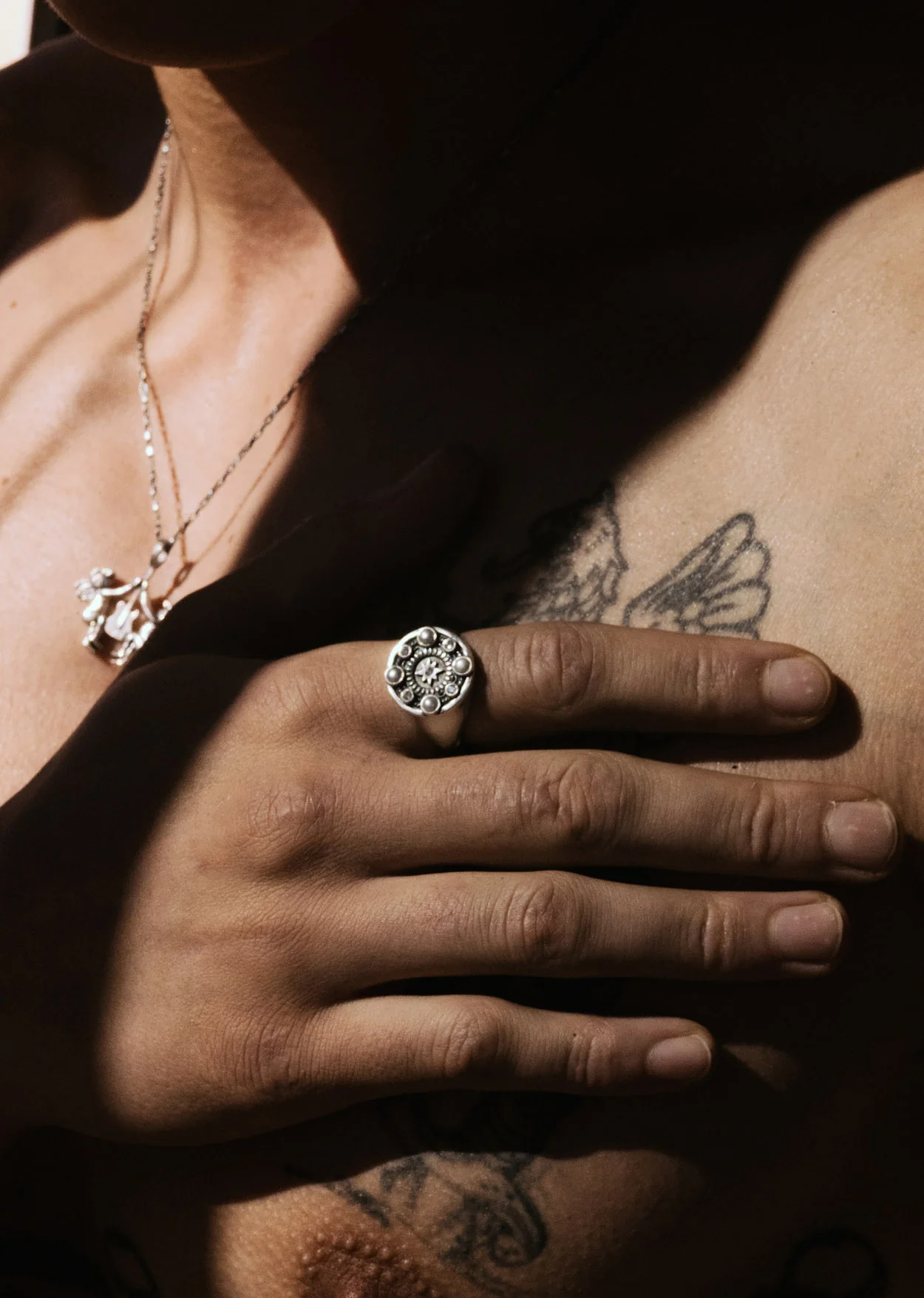 Silver Pearl & Crystal Signet Ring - Image 5