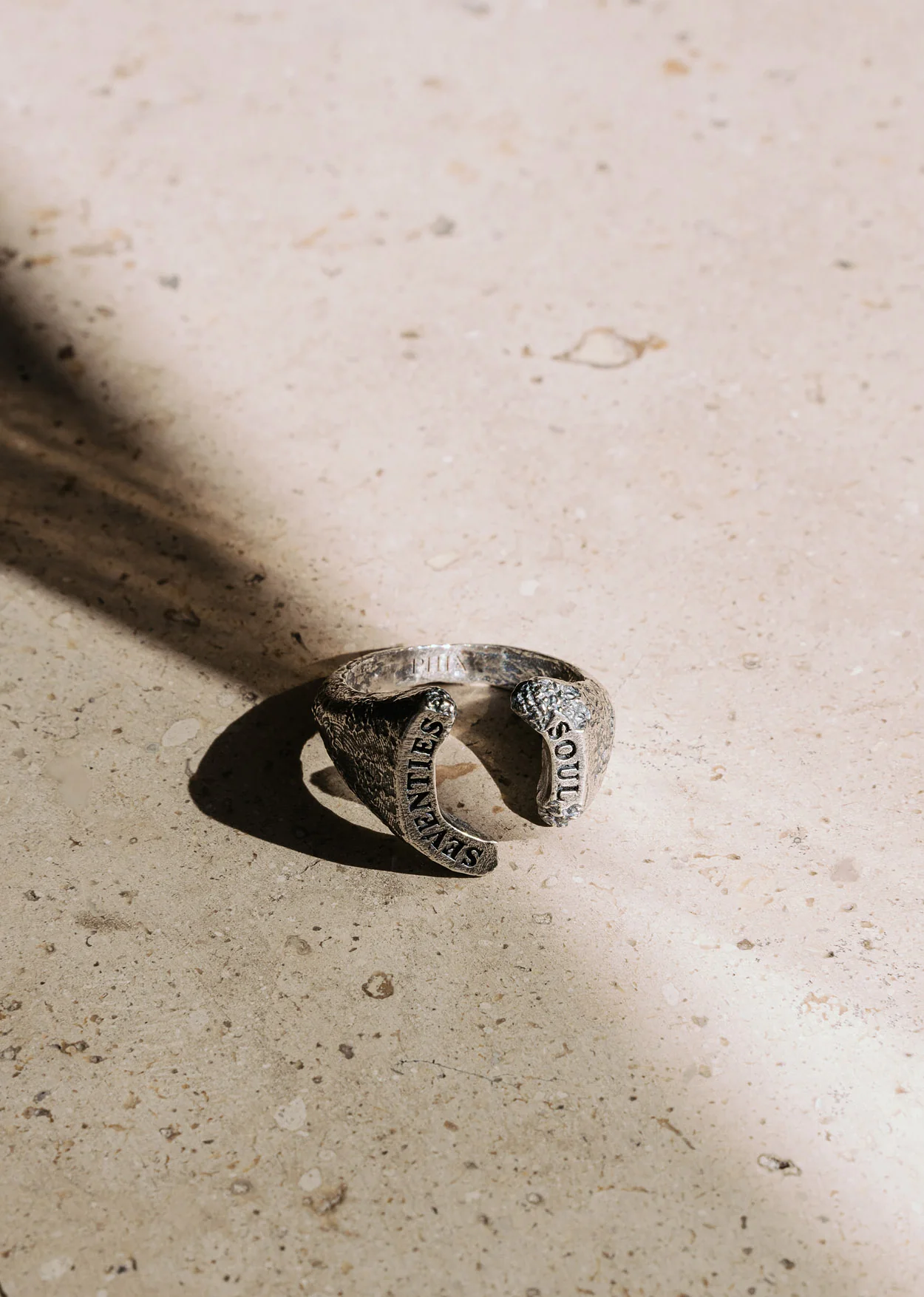 Silver Seventies Soul Textured Cuff Ring - Image 3