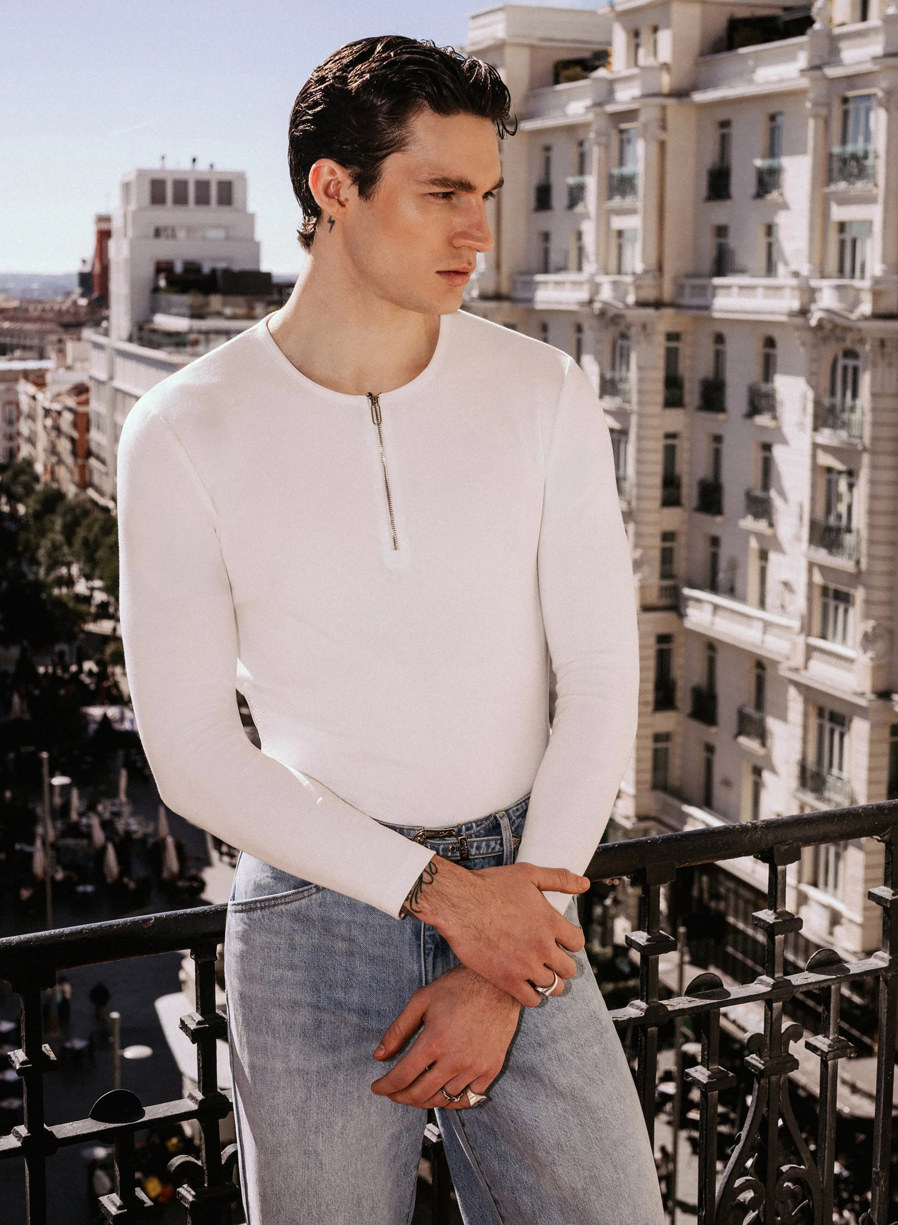 White Long Sleeve Ribbed Zip Henley Shirt - Image 4