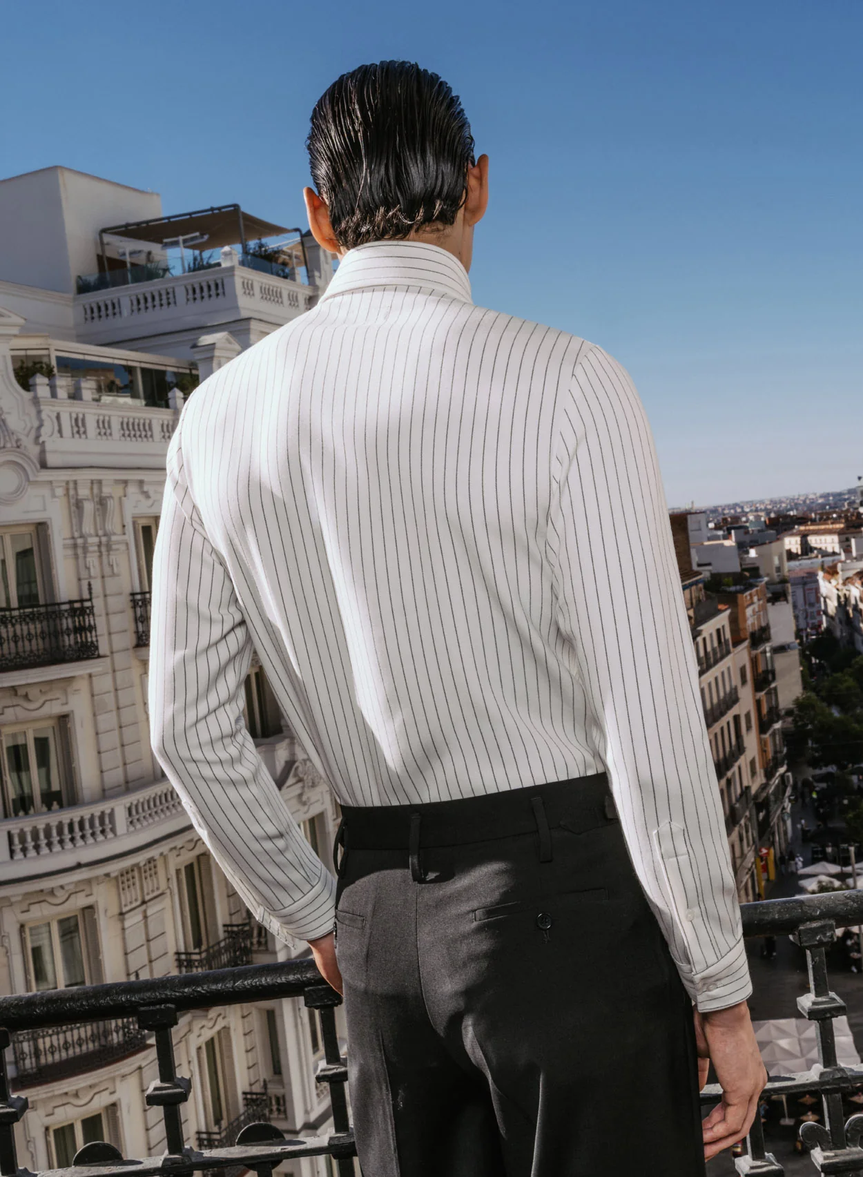 White Pinstripe Point Collar Shirt - Image 6